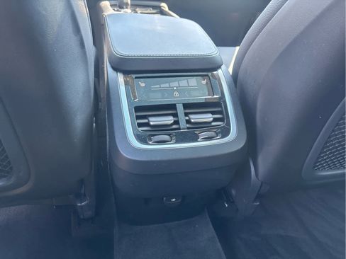 Used 2023 Volvo XC90 B6 Plus w/ Protection Package Premier AWD/4WD image 13
