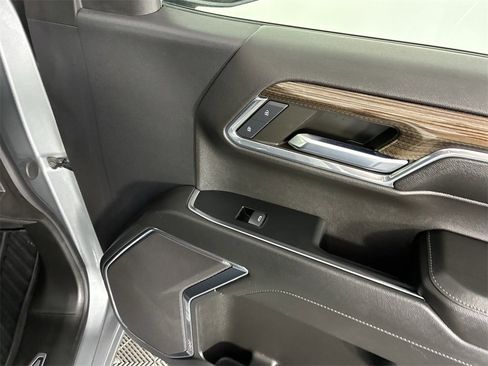 Used 2024 Chevrolet Silverado 1500 RST w/ Z71 Off-Road Package image 27