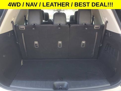 Used 2024 Nissan Pathfinder SL AWD/4WD image 30