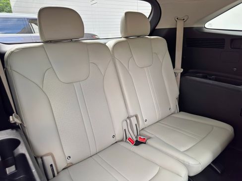 Used 2022 Kia Sorento SX w/ Panoramic Sunroof Package AWD/4WD image 34