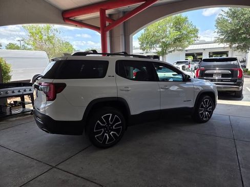 Used 2021 GMC Acadia SLE w/ Driver Convenience Package AWD/4WD image 13