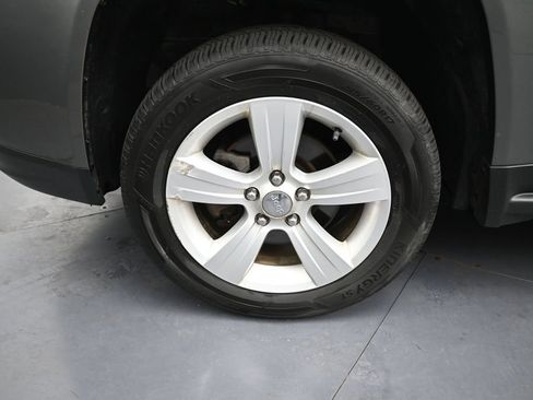 Used 2013 Jeep Compass Sport AWD/4WD image 11