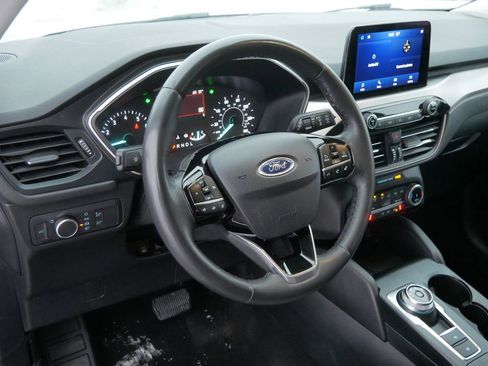 Used 2022 Ford Escape SE w/ Convenience Package image 10