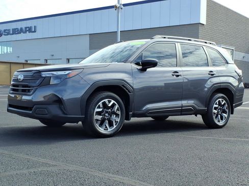 Certified 2025 Subaru Forester w/ Convenience Package #2 image 3