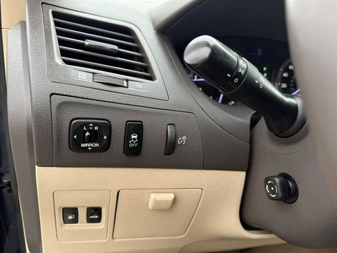 Used 2010 Lexus ES 350 image 26