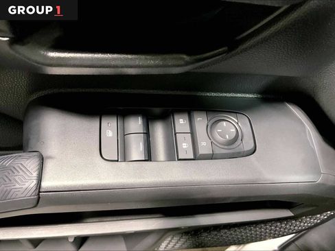 Certified 2025 Toyota Tacoma SR image 32