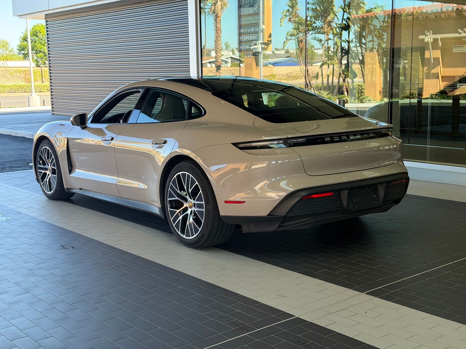 Certified 2024 Porsche Taycan w/ Premium Package RWD image 11