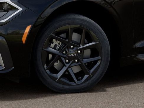 New 2026 Kia K5 LXS FWD image 9