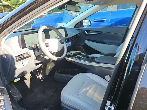 Certified 2024 Kia EV6 Wind w/ Wind Technology Package AWD/4WD image 10