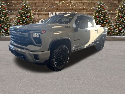 Used 2024 Chevrolet Silverado 2500 LTZ w/ LTZ Plus Package image 1