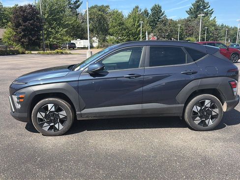 Used 2025 Hyundai Kona SEL AWD/4WD image 4