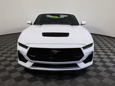 Used 2025 Ford Mustang GT RWD image 2