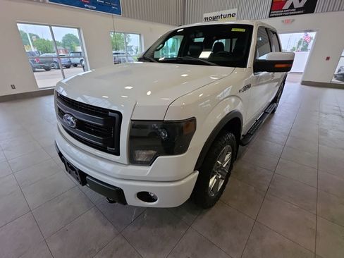 Used 2014 Ford F150 FX4 w/ Equipment Group 402A Luxury AWD/4WD image 2