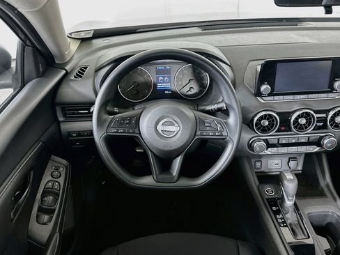 Used 2025 Nissan Sentra S FWD image 18
