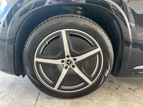 Used 2023 Mercedes-Benz EQS 580 4MATIC SUV image 16