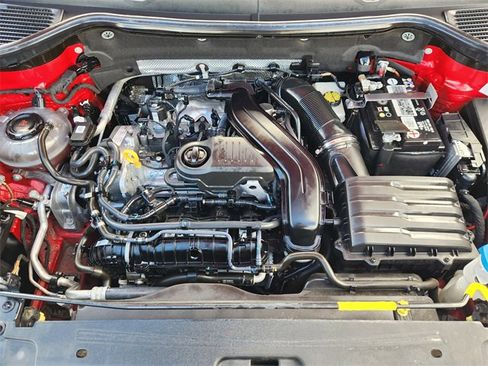 Used 2023 Volkswagen Taos SE image 31