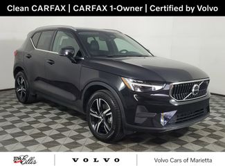 Certified 2025 Volvo XC40 B5 Core video 1