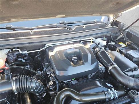 Used 2018 Chevrolet Colorado Z71 image 22