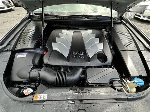 Used 2014 Hyundai Equus Signature RWD image 10