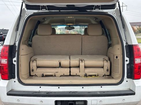 Used 2011 Chevrolet Tahoe LT image 6