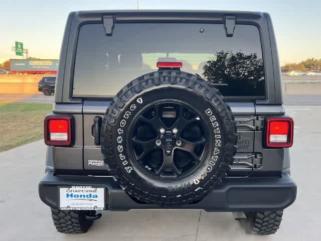 Used 2022 Jeep Wrangler Sport AWD/4WD image 6
