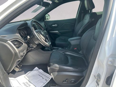 Used 2021 Jeep Cherokee Latitude Lux 80th Anniv w/ Quick Order Package 26U 80TH image 9