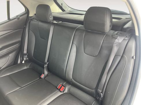 Used 2024 Buick Encore GX Sport Touring image 13