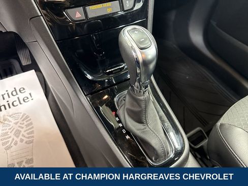 Used 2022 Buick Encore Preferred w/ Safety Package image 21