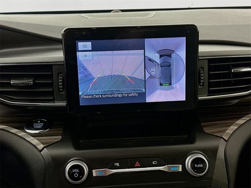 Used 2020 Ford Explorer Limited image 14