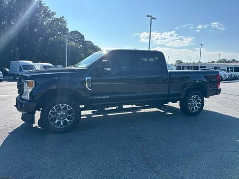 Used 2022 Ford F250 Lariat w/ Lariat Ultimate Package AWD/4WD image 7