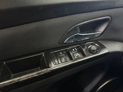 Used 2014 Chevrolet Cruze LT w/ All-Star Edition FWD image 11