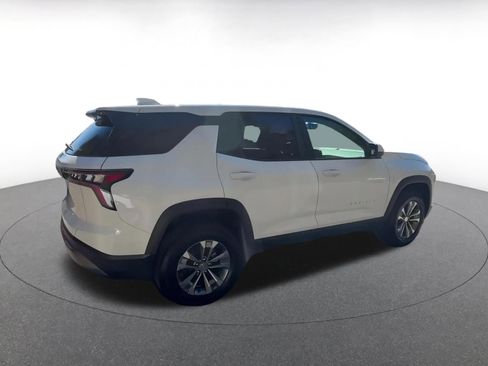 Used 2025 Chevrolet Equinox LT image 14