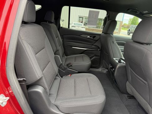 Used 2024 Chevrolet Traverse LT w/ Trailering Package AWD/4WD image 22