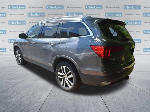 Used 2017 Honda Pilot Touring image 12