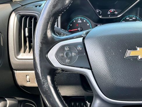 Used 2022 Chevrolet Colorado LT w/ Fleet Safety Package RWD image 19