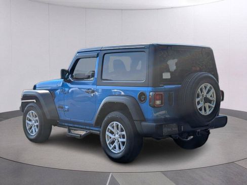 Used 2023 Jeep Wrangler Sport AWD/4WD image 3