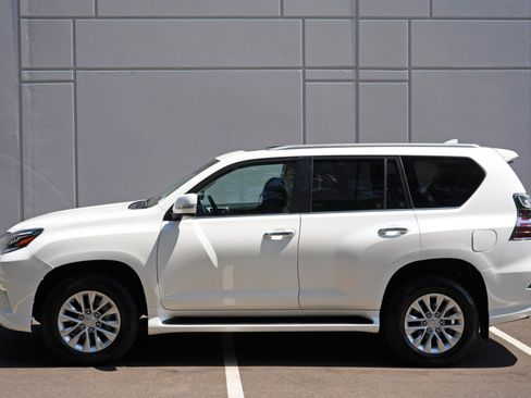 Used 2022 Lexus GX 460 Premium AWD/4WD image 52