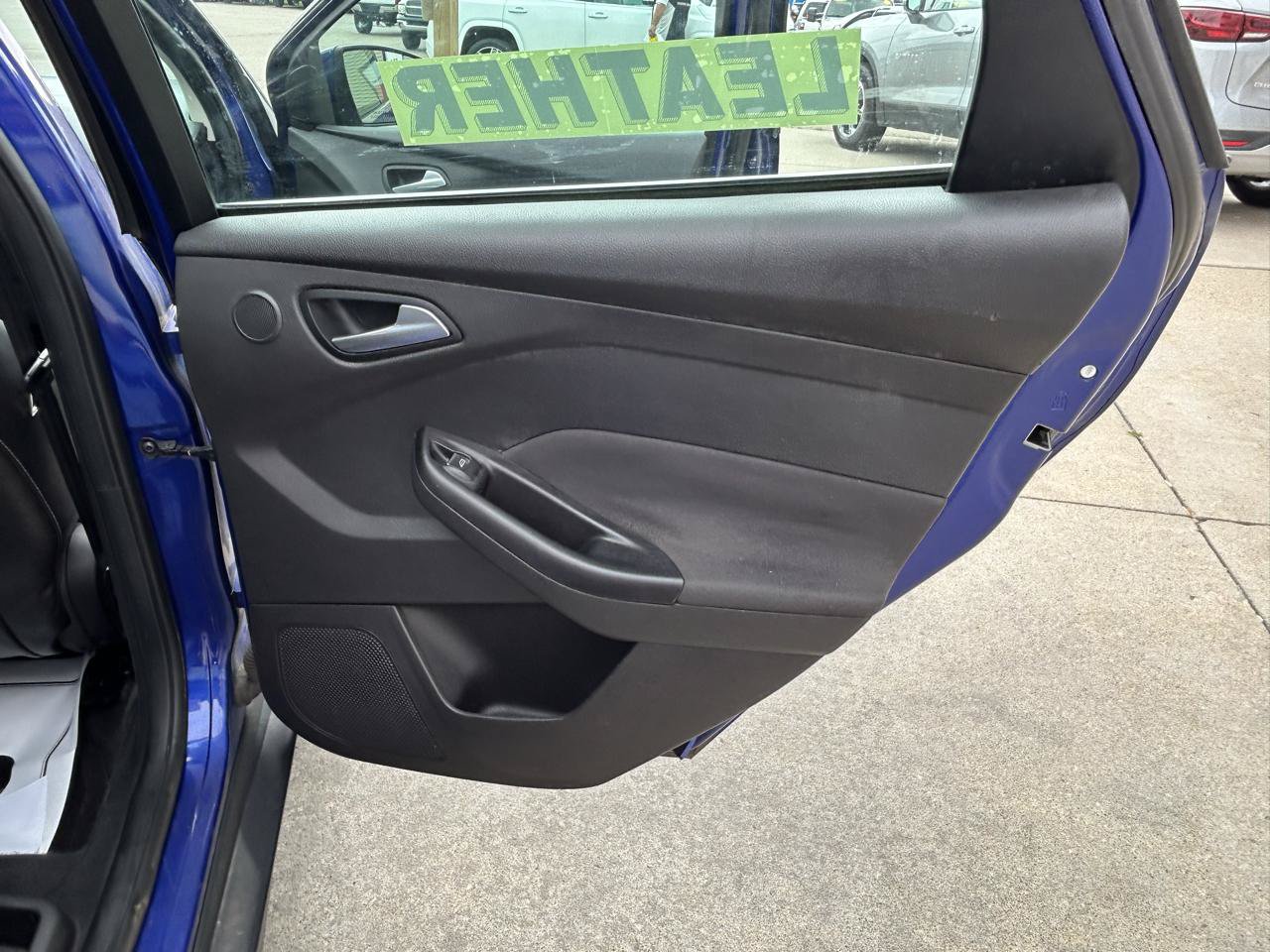 Used 2013 Ford Focus Titanium w/ Titanium Handling Pkg FWD image 15