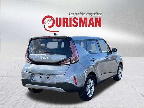 Certified 2023 Kia Soul LX w/ LX Technology Package image 2