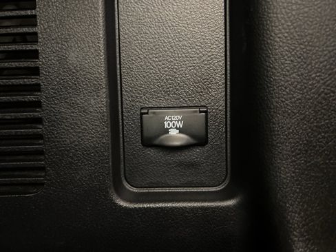 Used 2023 Lexus GX 460 Premium image 39