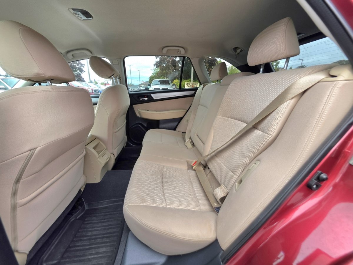 Used 2019 Subaru Outback 2.5i Premium AWD/4WD image 12