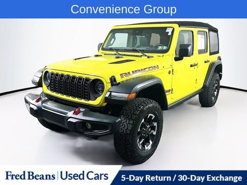 Used 2024 Jeep Wrangler Unlimited Rubicon w/ Technology Group AWD/4WD image 3