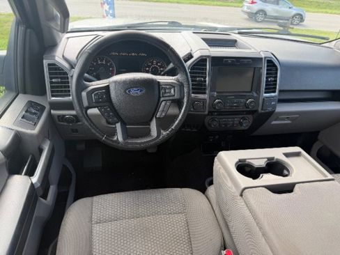 Used 2015 Ford F150 XLT w/ Equipment Group 302A Luxury AWD/4WD image 6