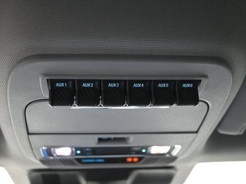 Used 2024 Ford F250 Lariat w/ Lariat Ultimate Package AWD/4WD image 29