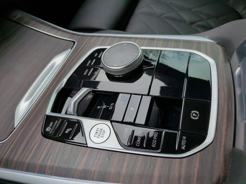 Certified 2024 BMW X5 sDrive40i w/ Premium Package image 18