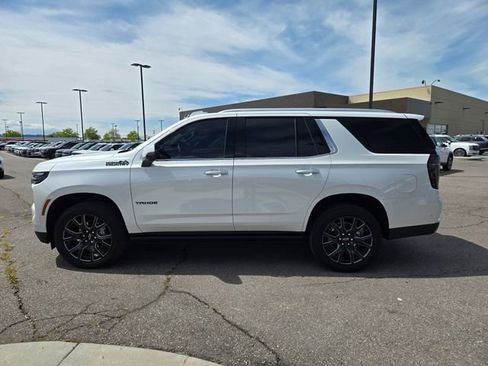 Used 2025 Chevrolet Tahoe High Country AWD/4WD image 5