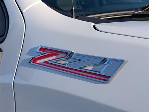 Used 2024 Chevrolet Silverado 1500 Custom Trail Boss image 22