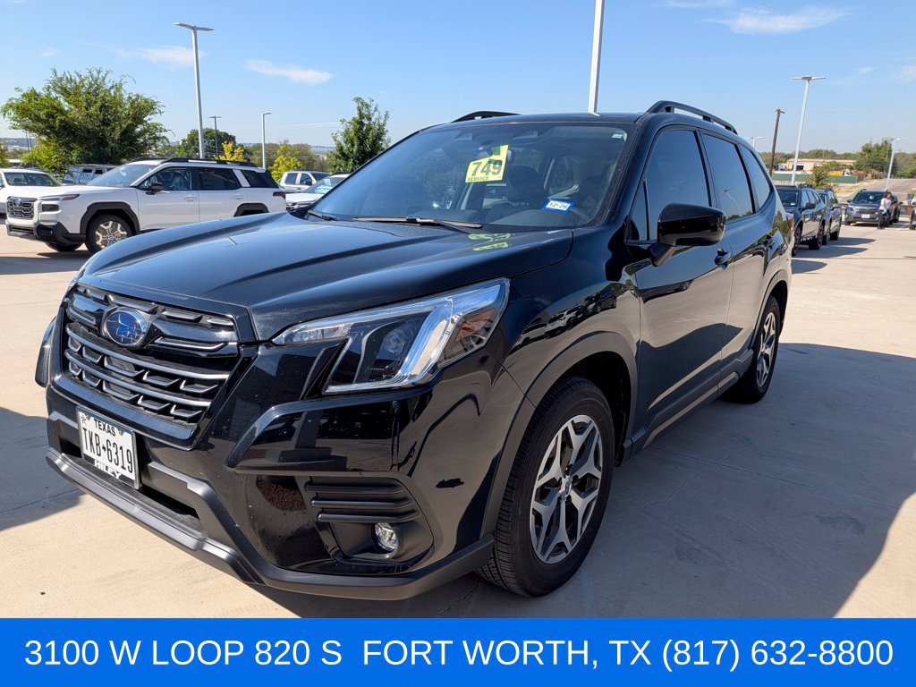 Used 2024 Subaru Forester Premium AWD/4WD image 1