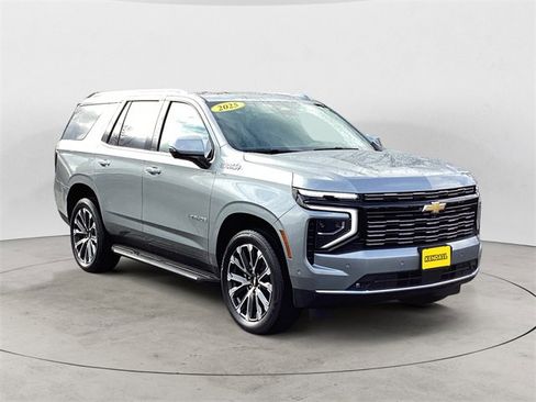 Used 2025 Chevrolet Tahoe High Country w/ Sun And Tow Package image 7