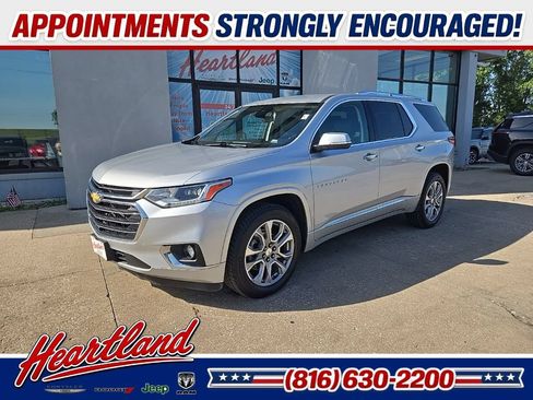 Used 2021 Chevrolet Traverse Premier AWD/4WD image 1